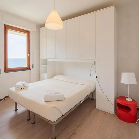 Apartamento 090b - Casa Serena, Vista Mare,5 Minuti A Piedi Dal Mare *