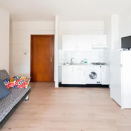 Apartamento 090b - Casa Serena, Vista Mare,5 Minuti A Piedi Dal Mare *